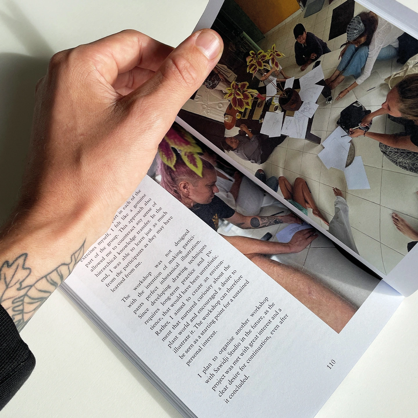 Threads of Creation — Buchspread